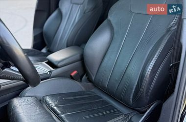 Седан Audi A4 2016 в Дніпрі