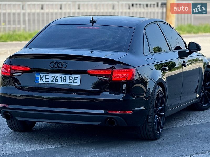 Седан Audi A4 2016 в Дніпрі
