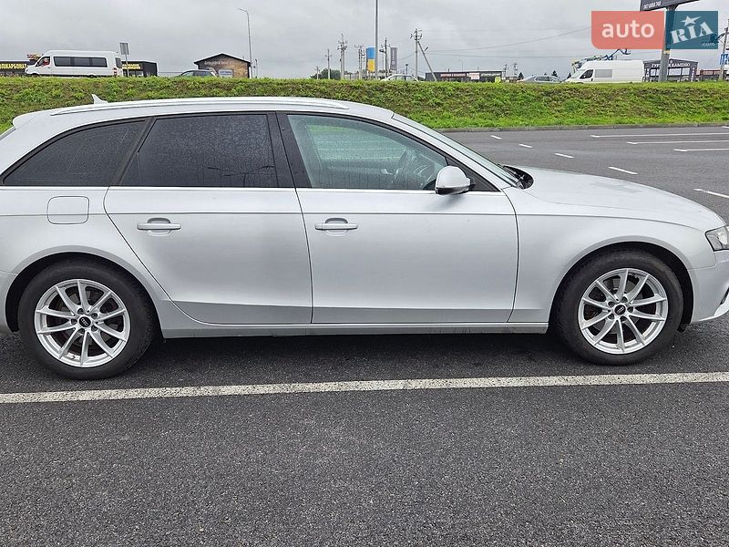 Универсал Audi A4 2010 в Львове