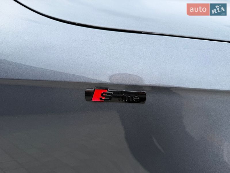 Седан Audi A4 2015 в Хмельницком