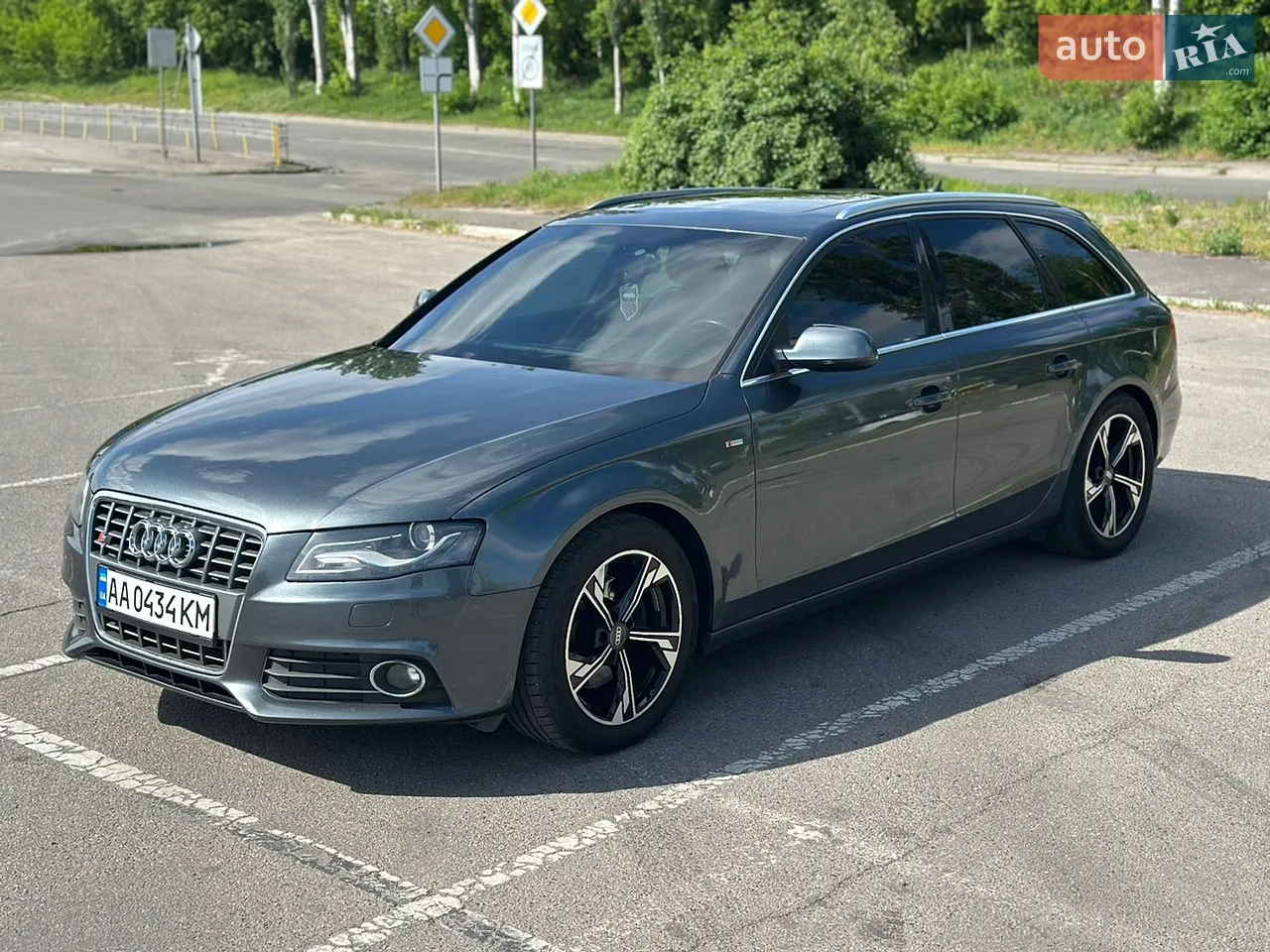 2010 Audi A4 - мініатюра 13