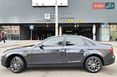 Седан Audi A4 2013 в Киеве
