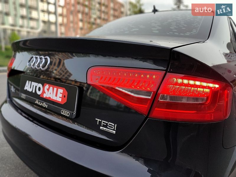 Седан Audi A4 2013 в Киеве