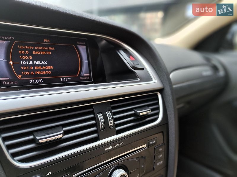 Седан Audi A4 2013 в Киеве