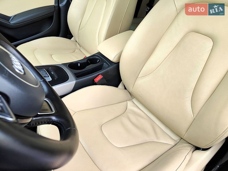 Седан Audi A4 2013 в Киеве