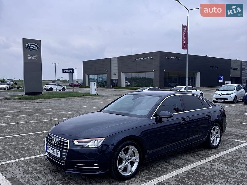 Седан Audi A4 2018 в Львове
