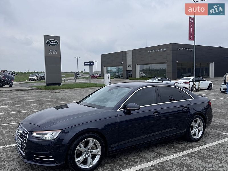 Седан Audi A4 2018 в Львове