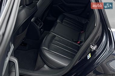 Седан Audi A4 2018 в Львове