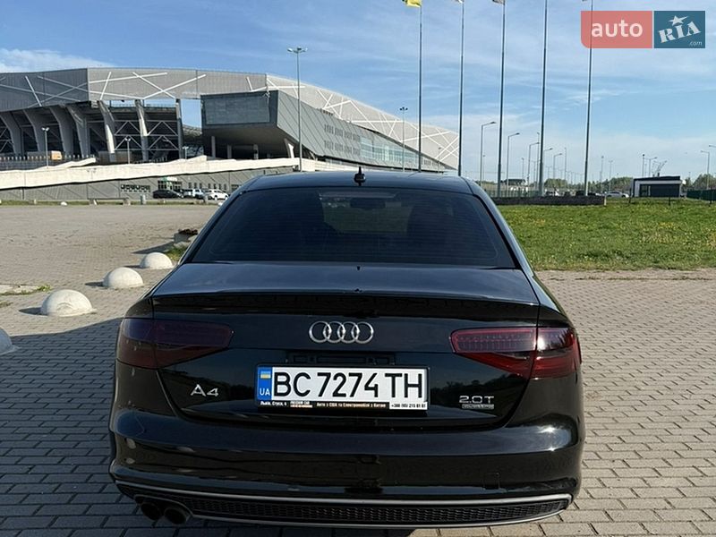 Седан Audi A4 2015 в Львове