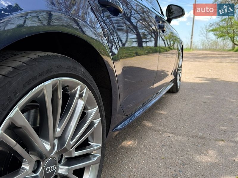 Седан Audi A4 2016 в Харькове