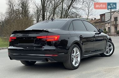 Седан Audi A4 2018 в Львове