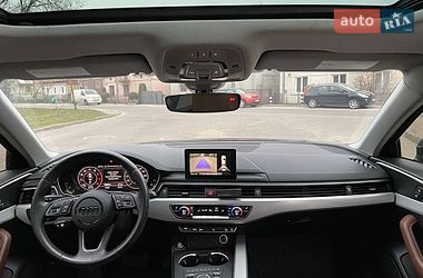 Седан Audi A4 2018 в Львове