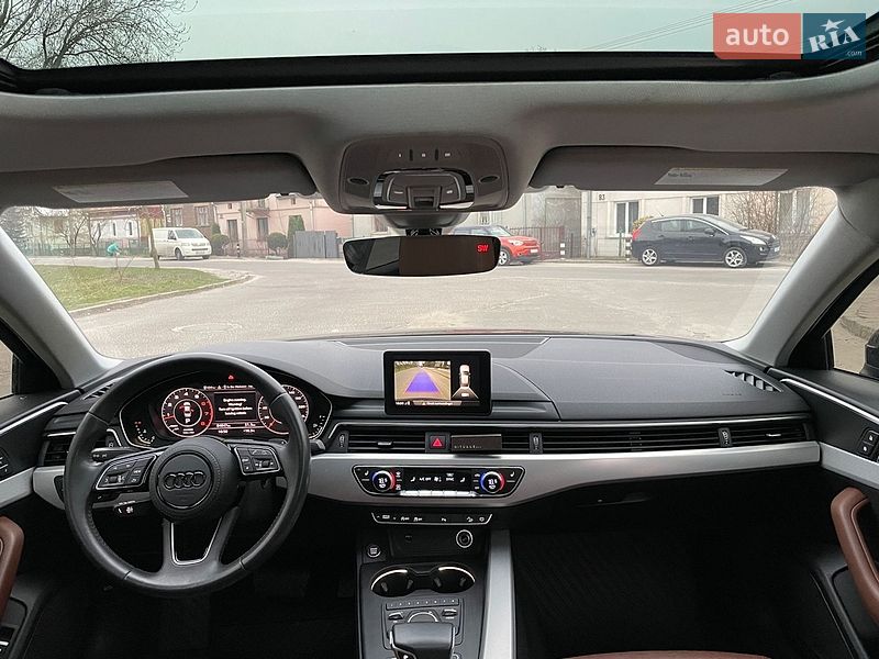 Седан Audi A4 2018 в Львове