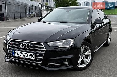 Седан Audi A4 2017 в Киеве