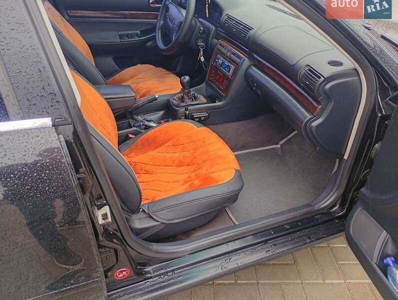 Седан Audi A4 1997 в Голованевске