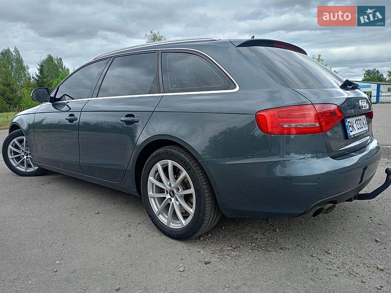 Универсал Audi A4 2009 в Сарнах