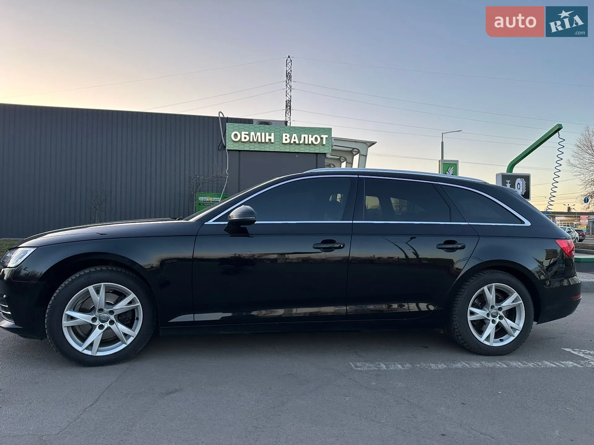 2016 Audi A4 - мініатюра 12