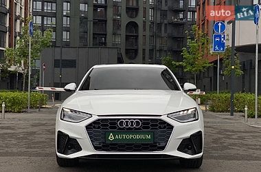 Седан Audi A4 2020 в Киеве