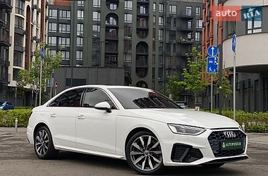 Седан Audi A4 2020 в Киеве