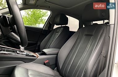 Седан Audi A4 2020 в Киеве