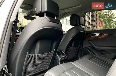 Седан Audi A4 2020 в Киеве