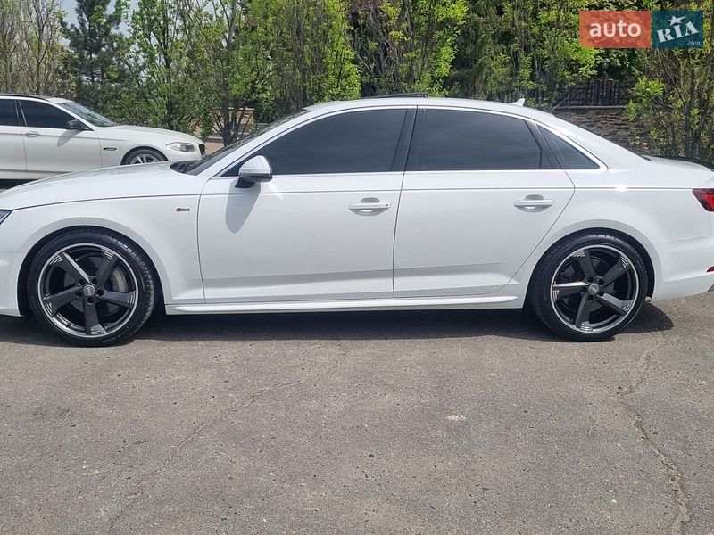 Седан Audi A4 2019 в Харькове
