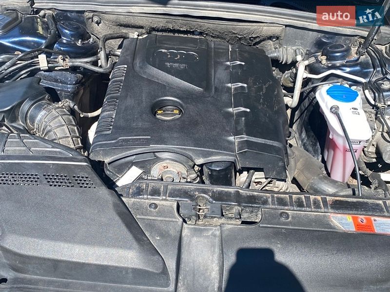 Седан Audi A4 2009 в Литине