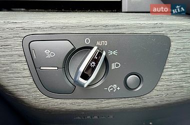 Седан Audi A4 2017 в Харкові