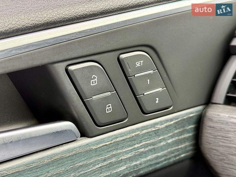 Седан Audi A4 2017 в Харкові