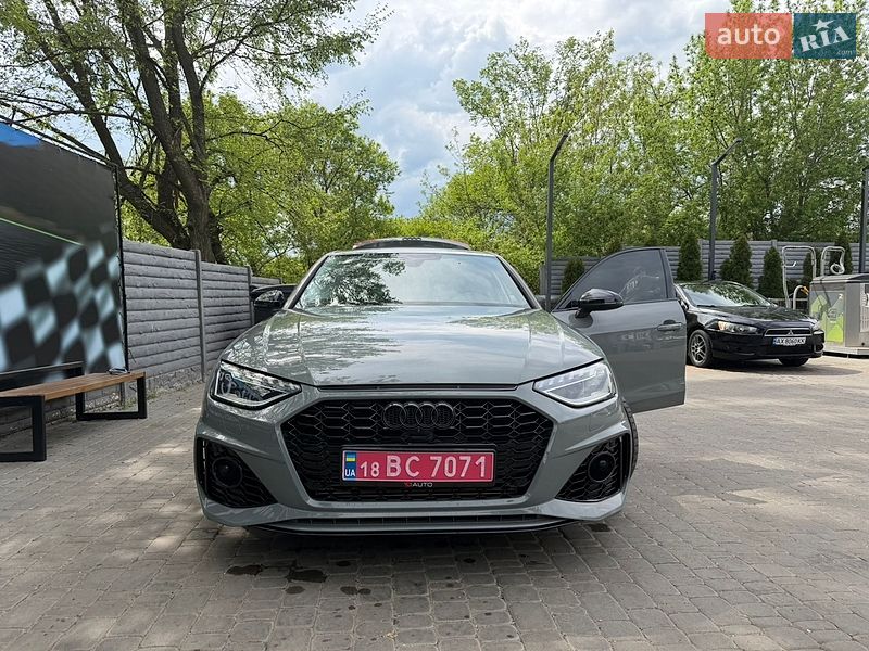 Седан Audi A4 2021 в Харькове