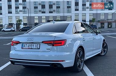 Седан Audi A4 2018 в Ровно