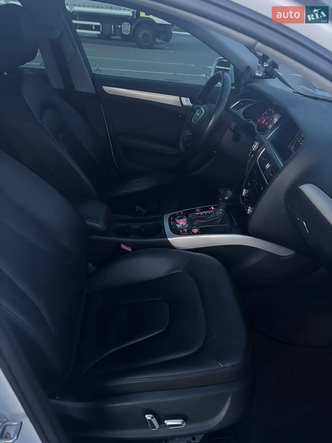 2013 Audi A4 - мініатюра 13