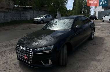 Седан Audi A4 2016 в Киеве