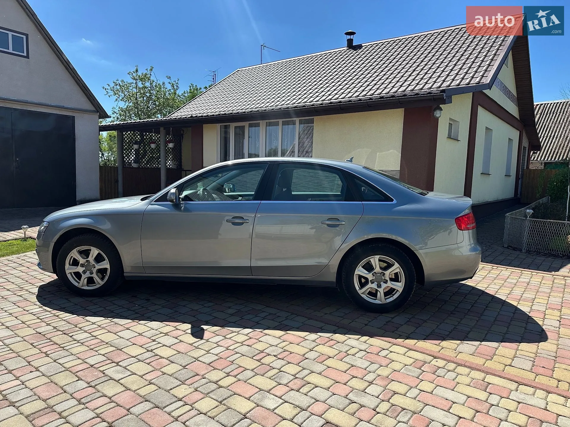 2011 Audi A4 - мініатюра 9