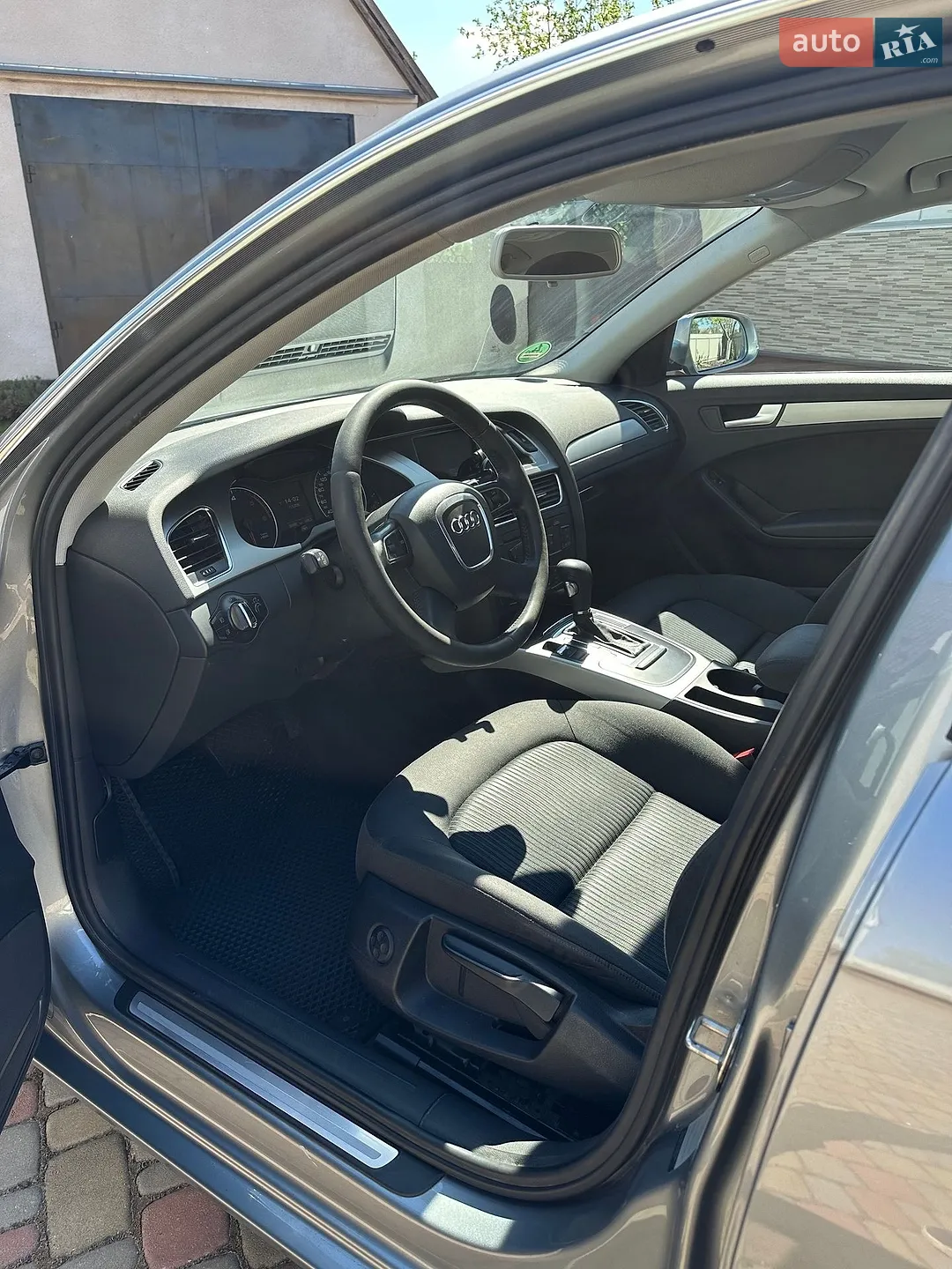 2011 Audi A4 - мініатюра 12