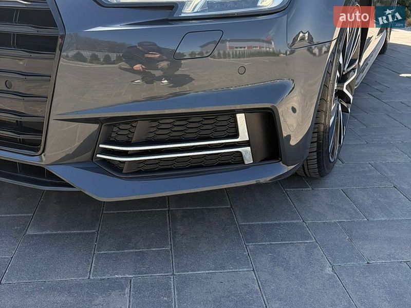 Седан Audi A4 2018 в Луцьку