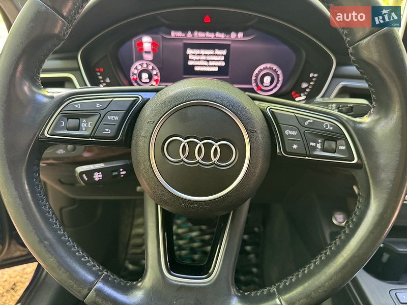 Седан Audi A4 2017 в Хмельницком
