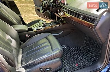 Седан Audi A4 2017 в Хмельницком