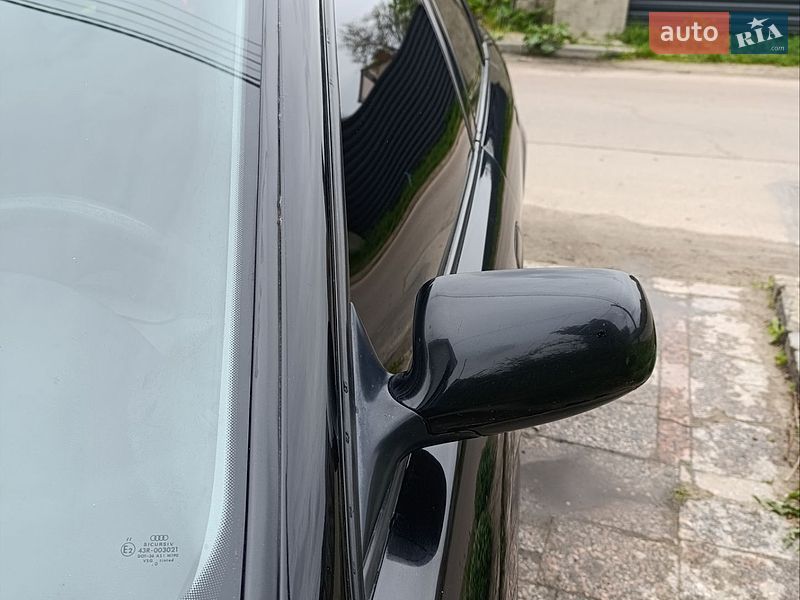 Седан Audi A4 2000 в Житомире