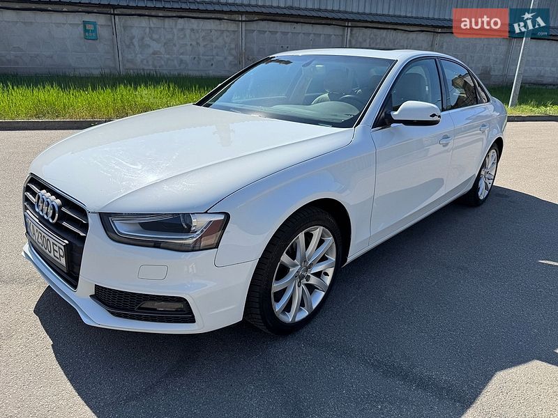 Седан Audi A4 2013 в Киеве