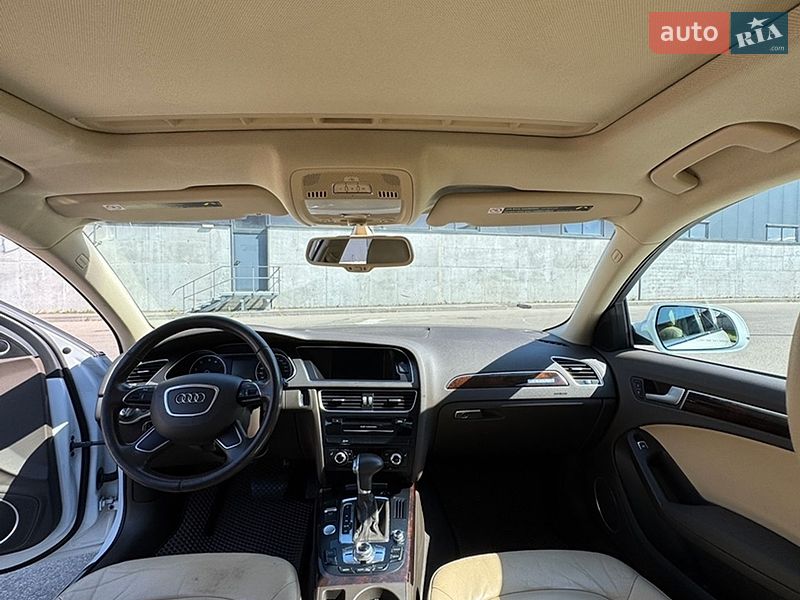 Седан Audi A4 2013 в Киеве