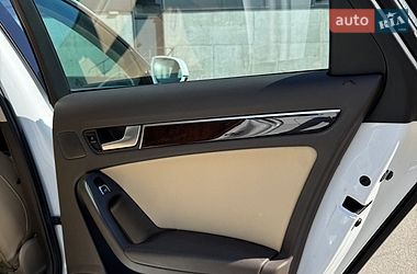 Седан Audi A4 2013 в Киеве
