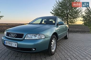 Седан Audi A4 1999 в Липовце