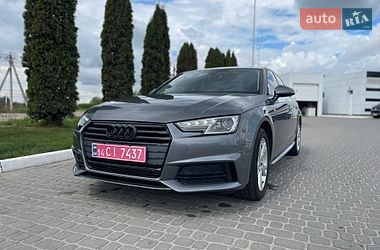 Седан Audi A4 2018 в Львове