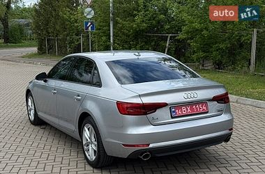 Седан Audi A4 2016 в Самборе