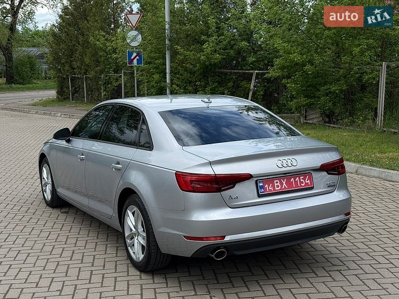Седан Audi A4 2016 в Самборе