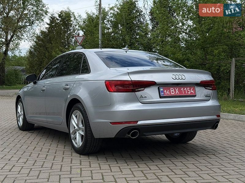 Седан Audi A4 2016 в Самборе