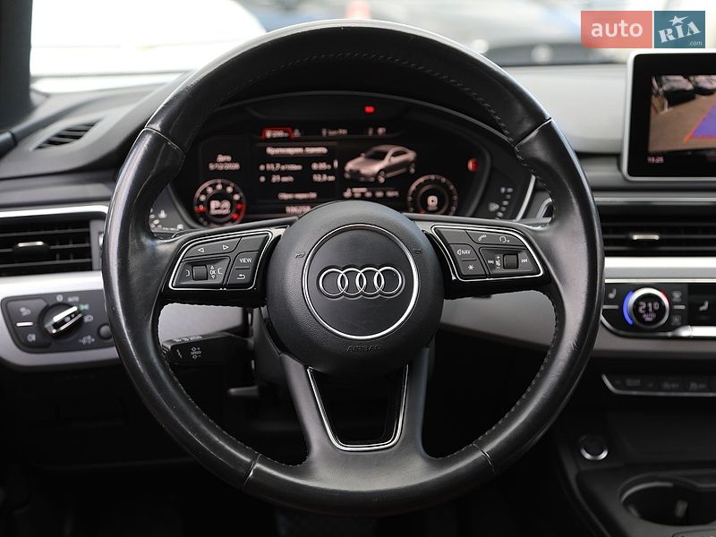 Седан Audi A4 2016 в Харькове