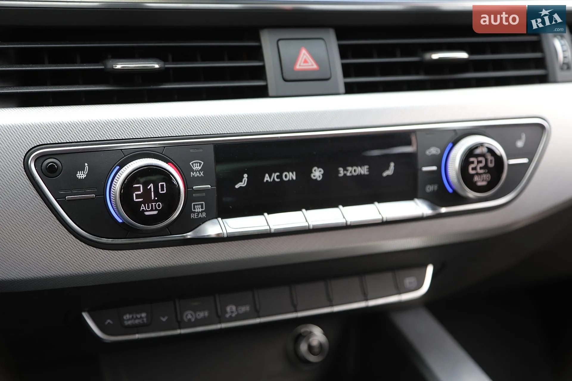2016 Audi A4 - мініатюра 21