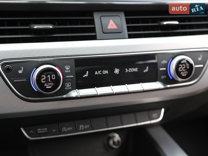 Седан Audi A4 2016 в Харькове